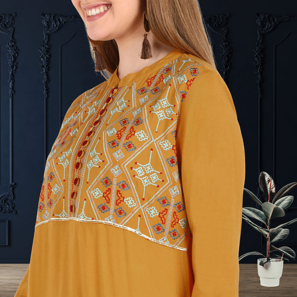 Timeless Elegance: Women's Embroidered Ankle-Length Kurti