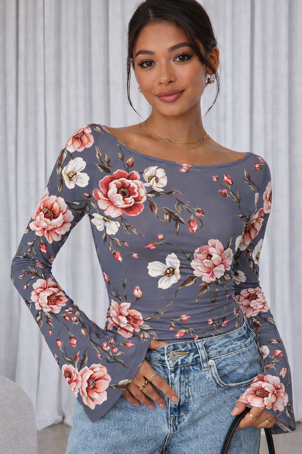 🌸 Floral Printed Spandex Top with Bell Sleeves 🌸