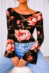 🌸 Floral Printed Spandex Top with Bell Sleeves 🌸