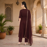 🌼 Women’s Ethnic Embroidered Kurti & Pant Set