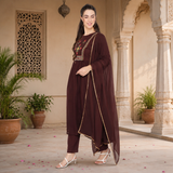 🌼 Women’s Ethnic Embroidered Kurti & Pant Set