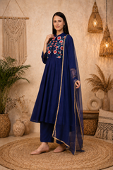 🌸  Embroidered Rayon Kurti Pant Set with Georgette Dupatta