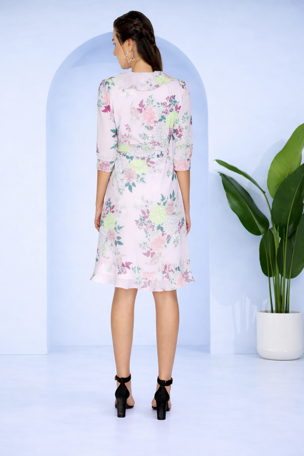 Floral Knee-Length Georgette Dress Ethnichic Floral Knee-Length Georgette Dress Ethnichic