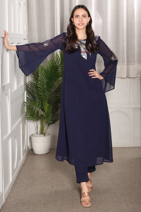 Women's Sequins Motifs Embellished Asymmetric Kurti Pant Set