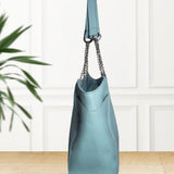 Sophisticated Style: Women’s PU Handbag