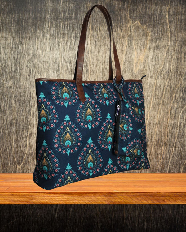 PEACOCK FEATHER PRINT TOTE BAG