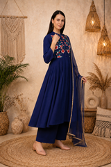 🌸  Embroidered Rayon Kurti Pant Set with Georgette Dupatta