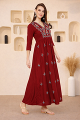 WOMEN FLORAL EMBROIDED KURTI MAROON